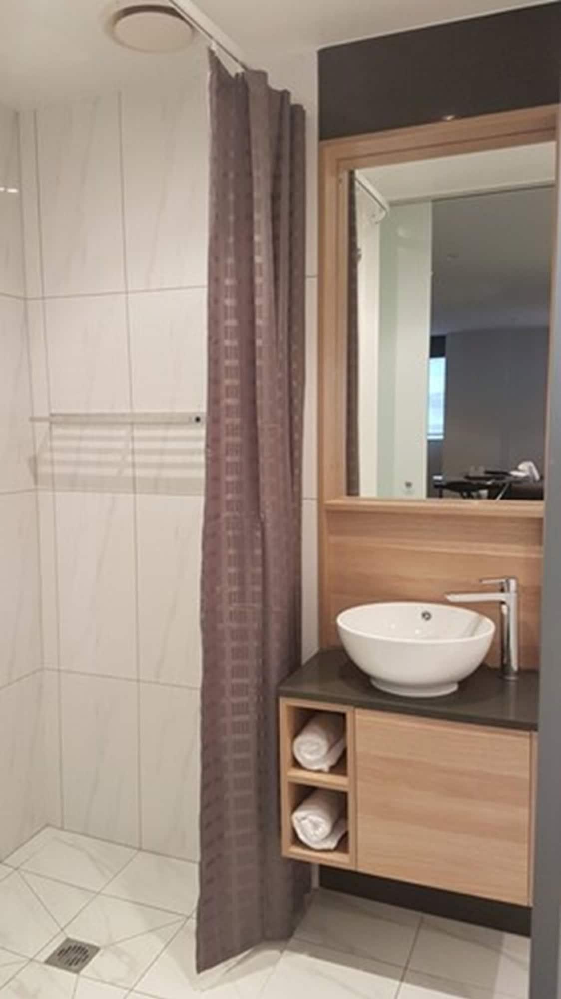 Quest East Melbourne Aparthotel Екстериор снимка
