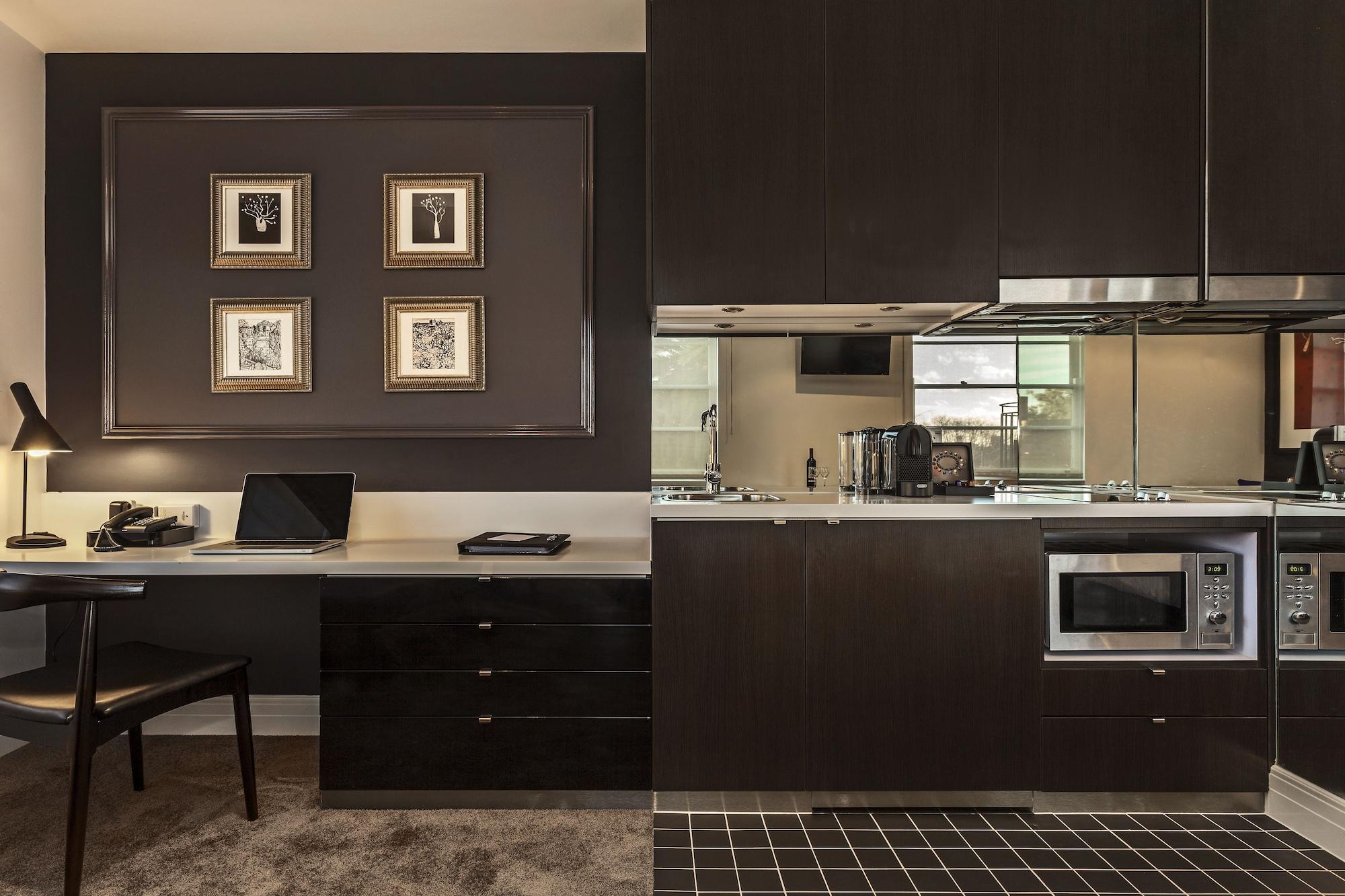 Quest East Melbourne Aparthotel Екстериор снимка
